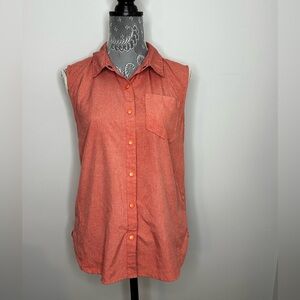 Women’s  Medium Sleeveless UPF Sum Protection. Salmon. Breathable lightweight